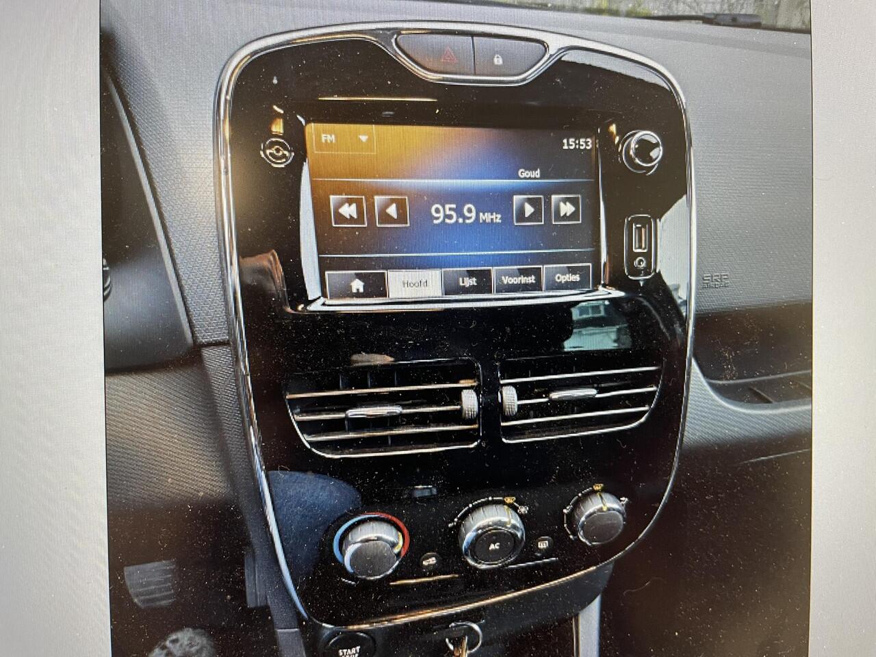 Renault MEGANE Estate 1.3 TCe 140 Techno | Trekhaak | Aanhangwagen geremd 1700 kg |