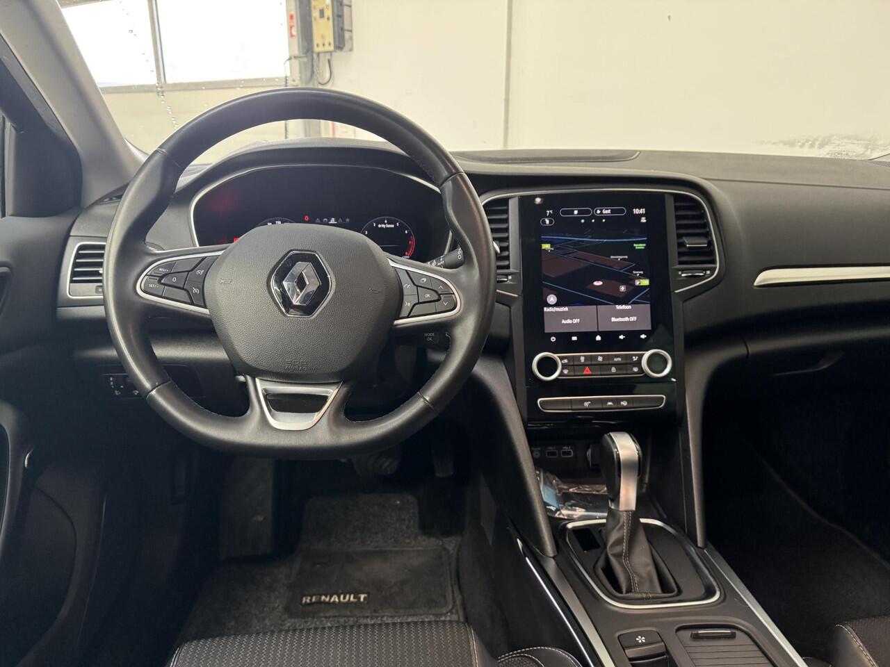 Renault MEGANE Estate 1.3 TCe 140 Techno | Navigatie | Achteruitrijcamera | Trekhaak | All-Season banden |