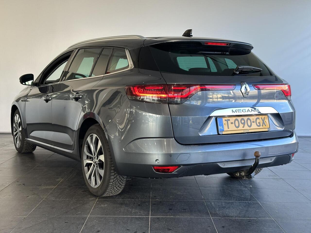 Renault MEGANE Estate 1.3 TCe 140 EDC Techno AUTOMAAT | TREKHAAK | PARKEERSENSOREN VOOR-/ACHTER | ACHTERUITRIJCAMERA | APPLE CARPLAY/ANDROID AUTO