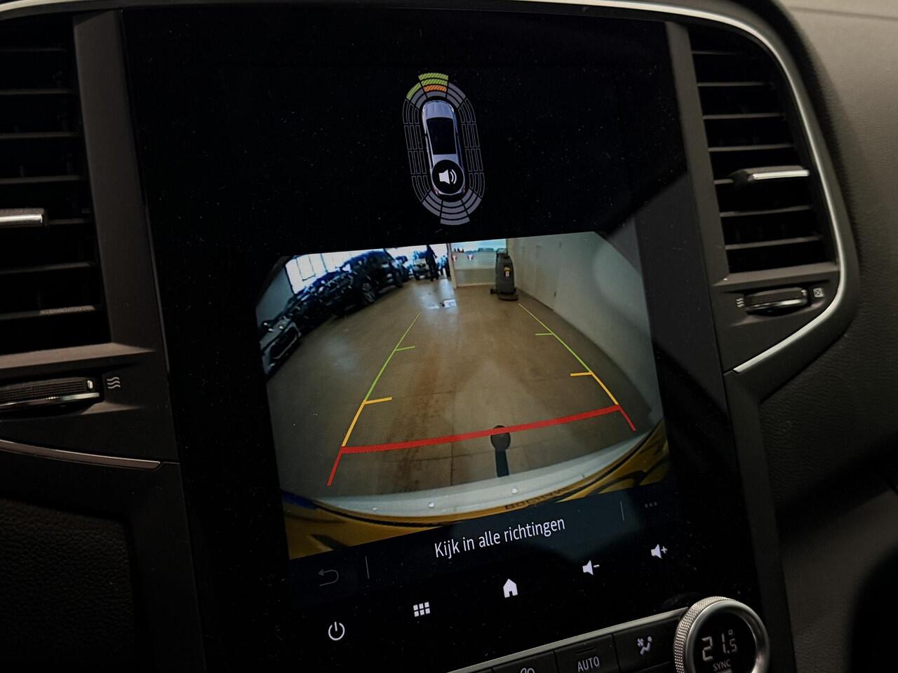 Renault MEGANE Estate 1.3 TCe 140 EDC Techno | Trekhaak 1.700 KG | All season banden | Dodehoek Detectie