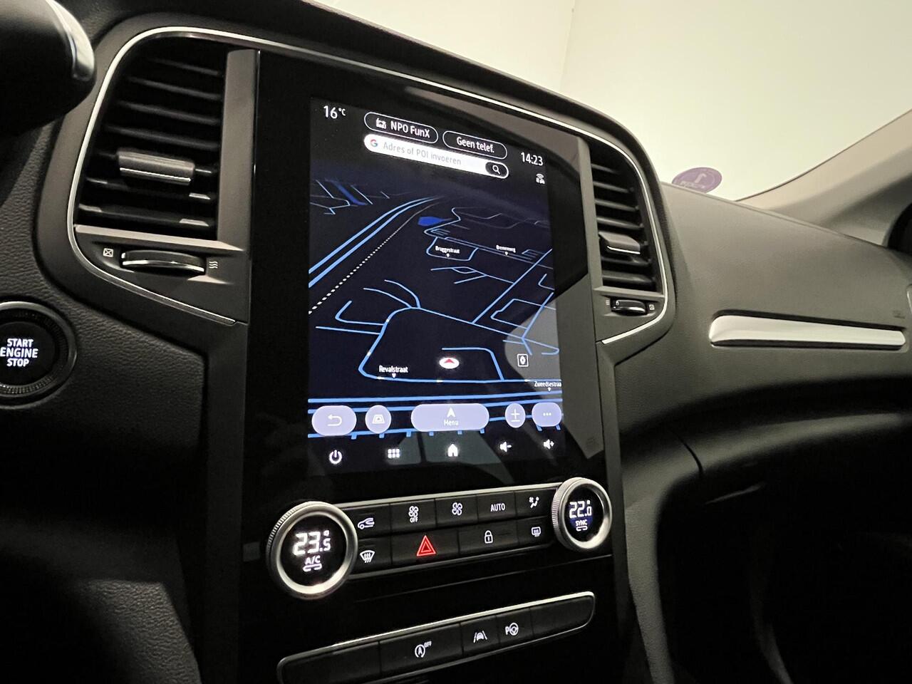 Renault MEGANE Estate 1.3 TCe 140 EDC Techno | Trekhaak 1.700 KG | All season banden | Dodehoek Detectie