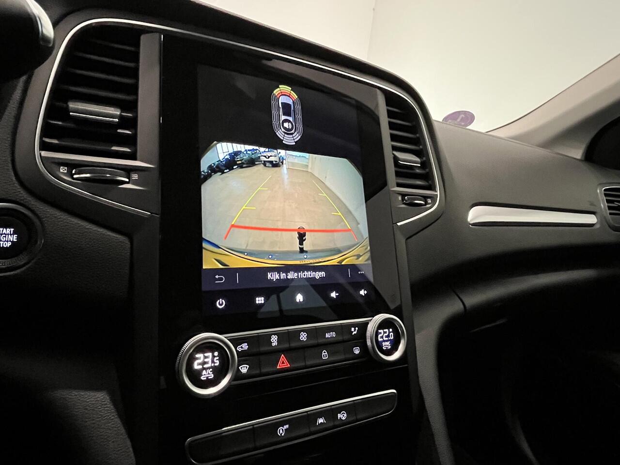 Renault MEGANE Estate 1.3 TCe 140 EDC Techno | Trekhaak 1.700 KG | All season banden | Dodehoek Detectie