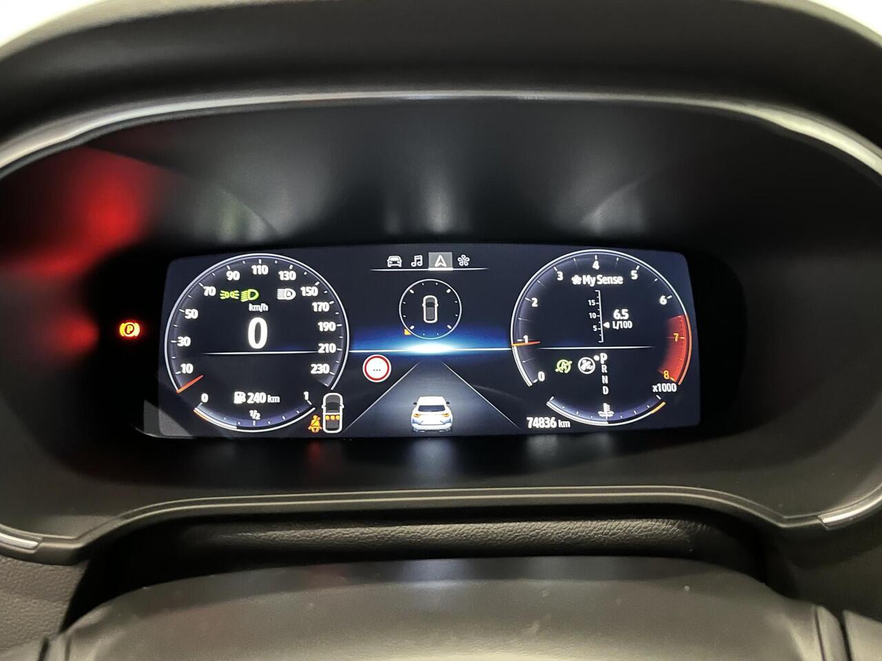 Renault MEGANE Estate 1.3 TCe 140 EDC Techno | Trekhaak 1.700 KG | All season banden | Dodehoek Detectie