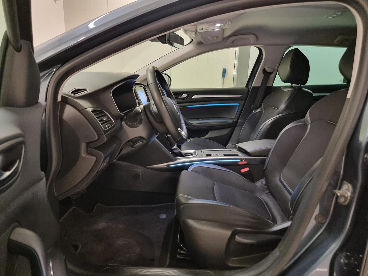 Renault MEGANE Estate 1.3 TCe 140 Techno | Navigatie | Achteruitrijcamera | Trekhaak |