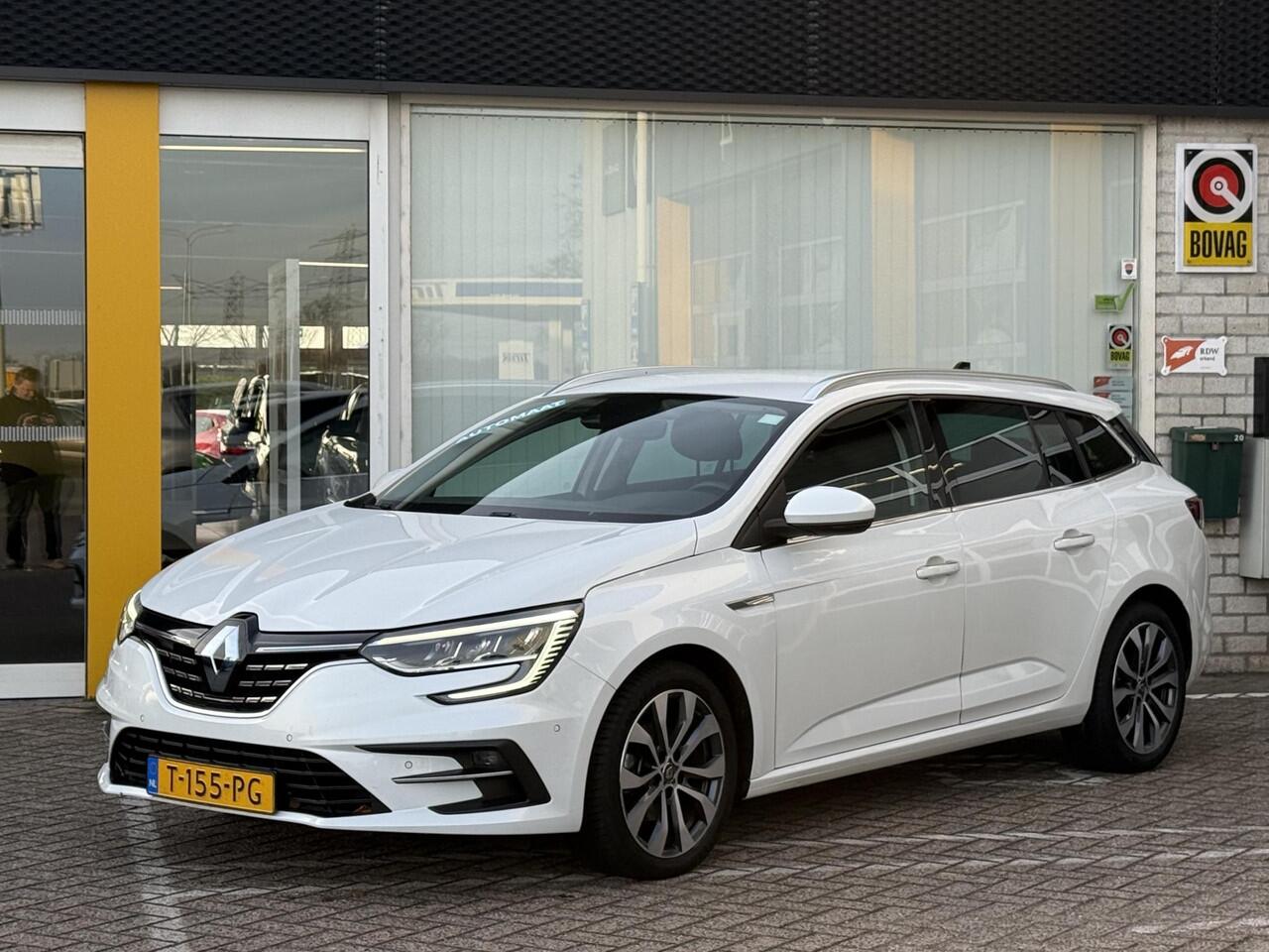 Renault MEGANE Estate 1.3 TCe 140 Techno | Trekhaak | NAP | Navigatie | Achteruitrijcamera | DAB | Key-less | Climate Control | LED | Dodehoek detectie |