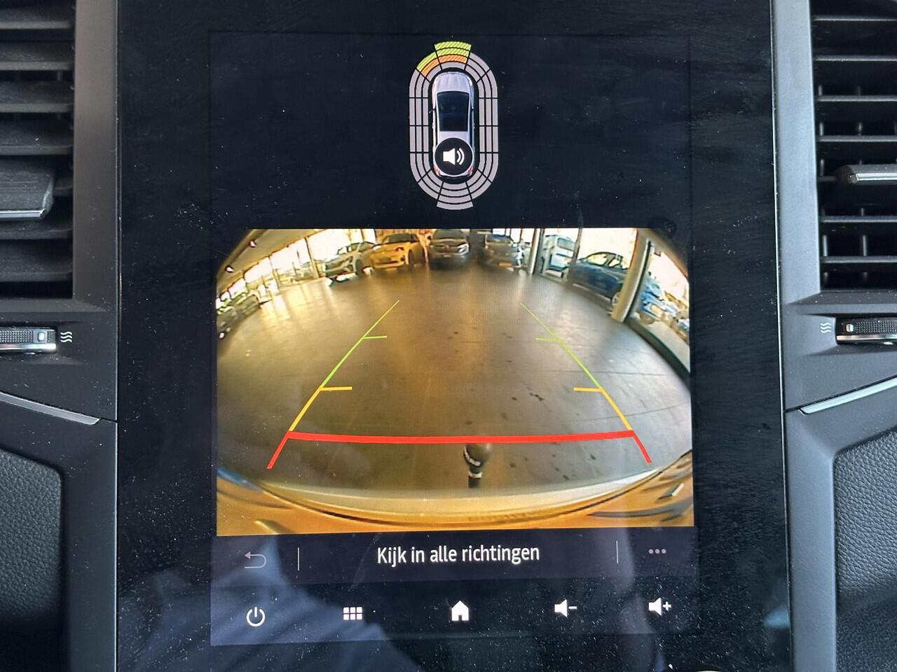 Renault MEGANE Estate 1.3 TCe 140 EDC Techno AUTOMAAT | TREKHAAK | PARKEERSENSOREN VOOR-/ACHTER | ACHTERUITRIJCAMERA | APPLE CARPLAY/ANDROID AUTO