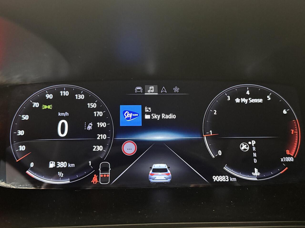 Renault MEGANE Estate 1.3 TCe 140 EDC Techno | Trekhaak 1700 kg geremd | All-season banden | Dodehoek Detectie | Camera | Carplay