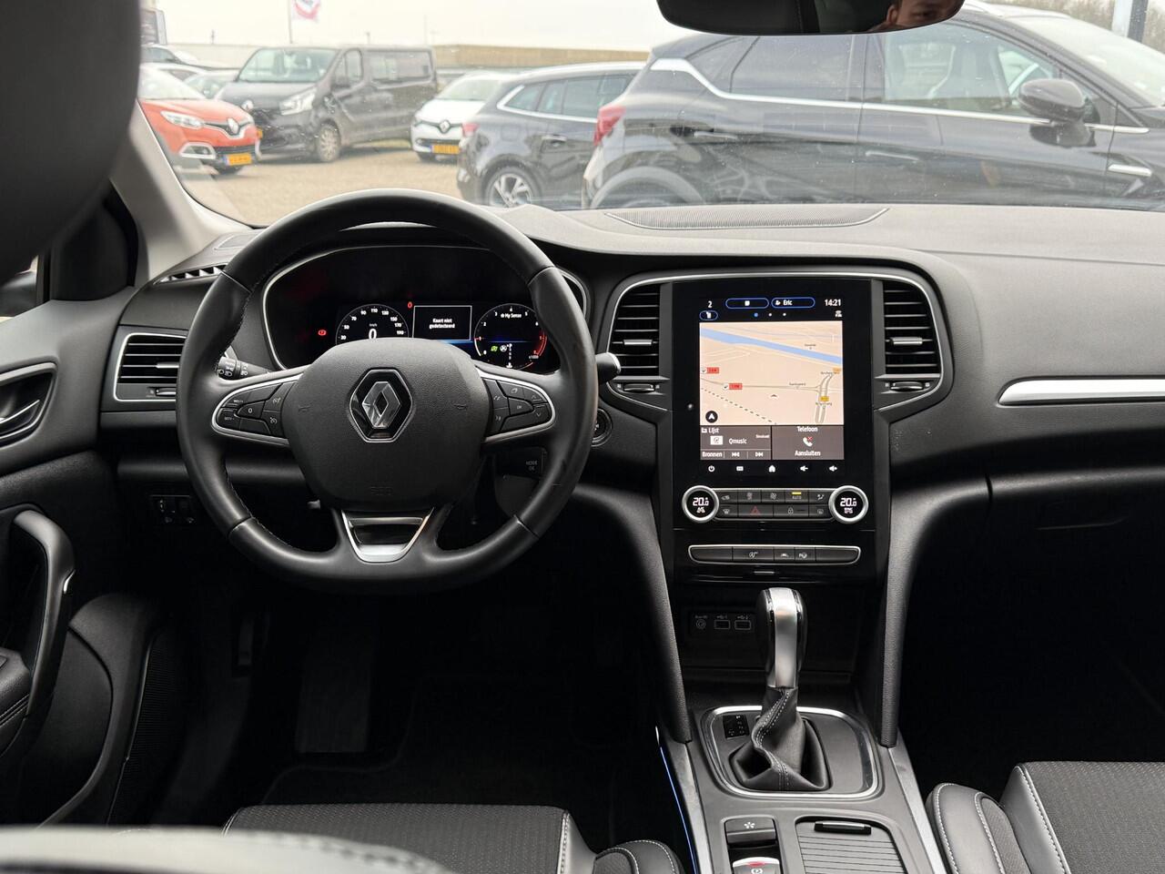 Renault MEGANE Estate 1.3 TCe 140 Techno | Trekhaak | NAP | Navigatie | Achteruitrijcamera | DAB | Key-less | Climate Control | LED | Dodehoek detectie |