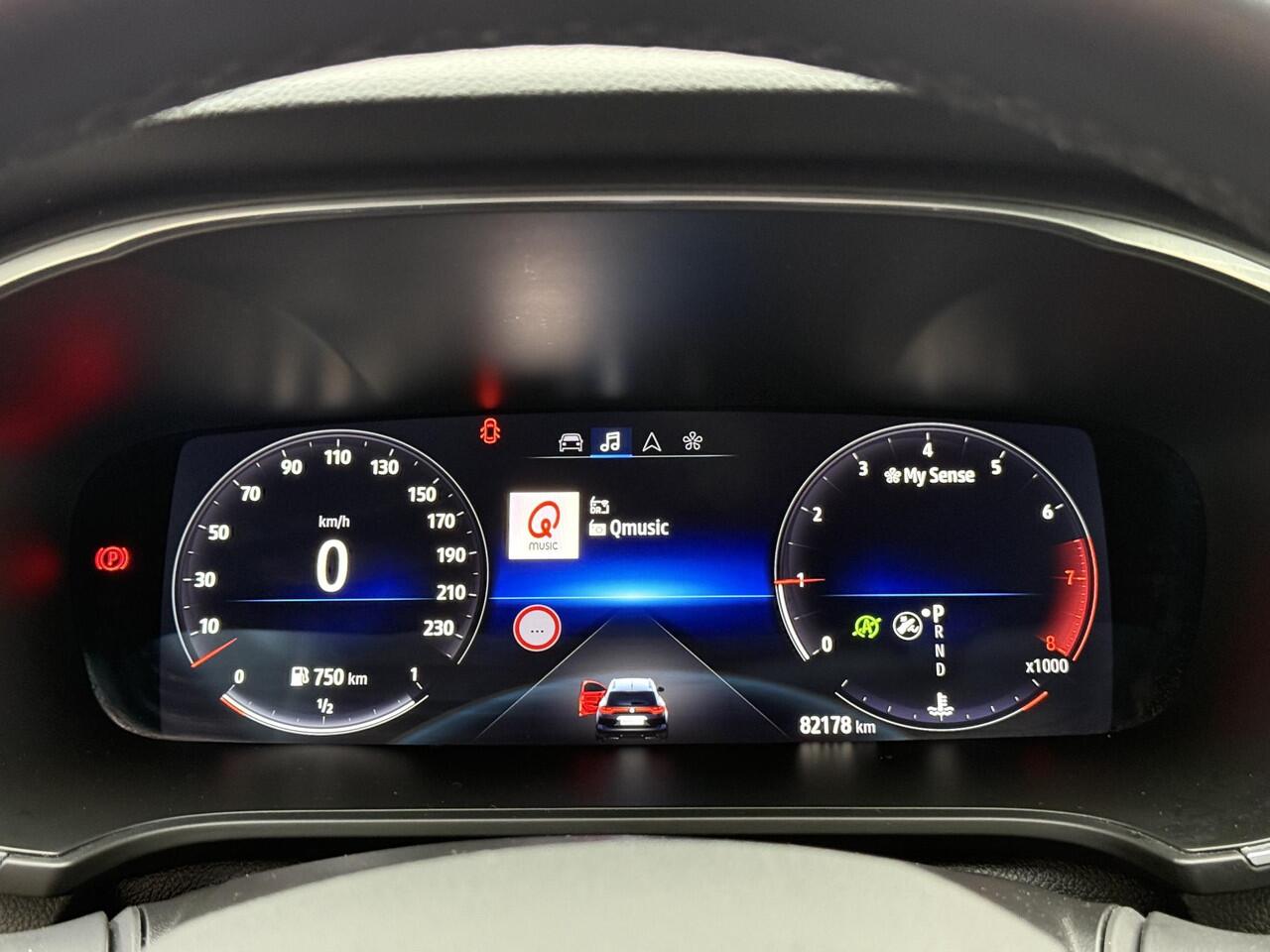 Renault MEGANE Estate 1.3 TCe 140 Techno | Trekhaak | NAP | Navigatie | Achteruitrijcamera | DAB | Key-less | Climate Control | LED | Dodehoek detectie |