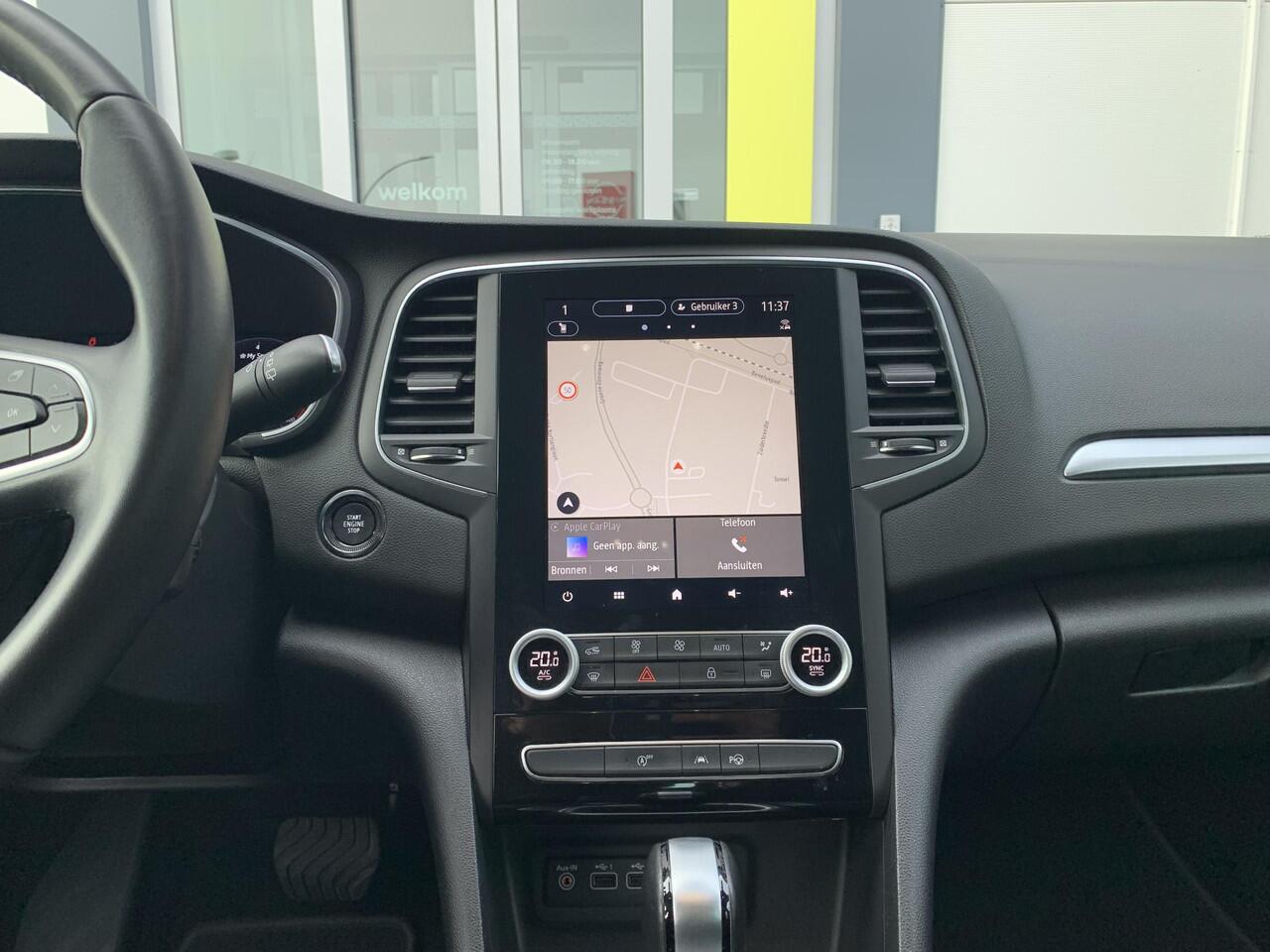 Renault MEGANE Estate 1.3 TCe 140 Techno | Dodehoekdetectie | Trekhaak