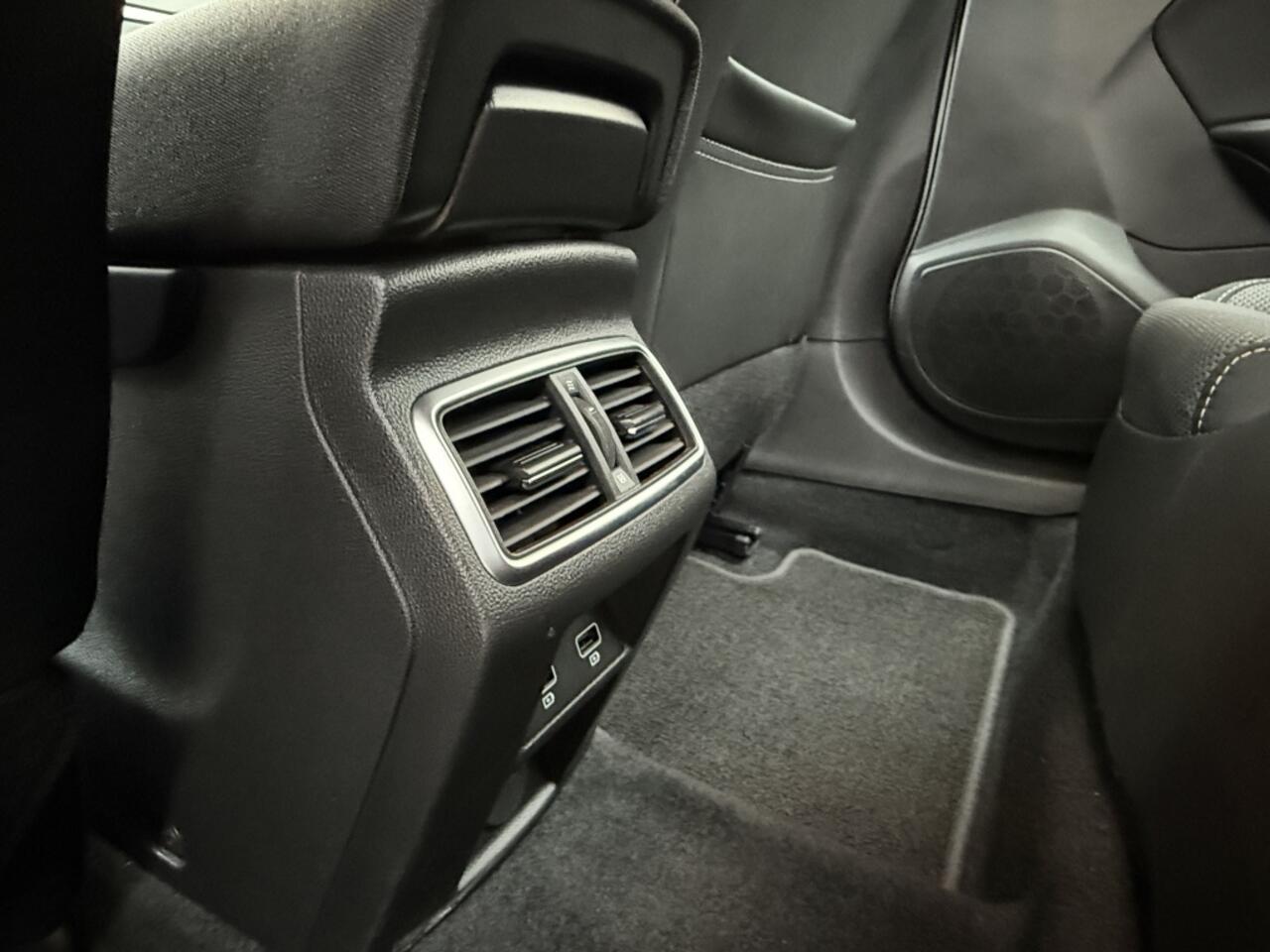 Renault MEGANE Estate 1.3 TCe140 Equilibre