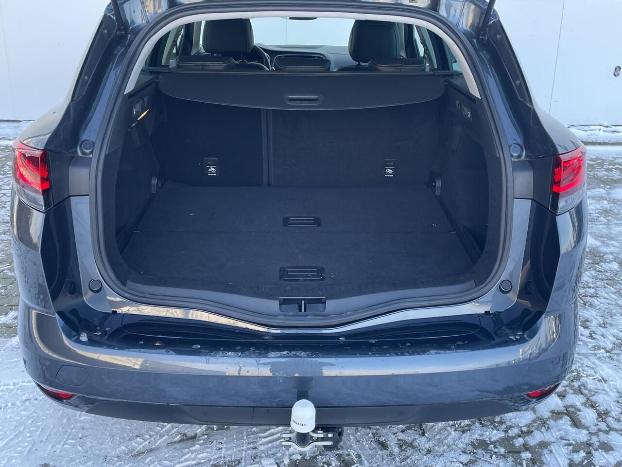 Renault MEGANE Estate 1.3 TCe 140 Techno | Trekhaak | Aanhangwagen geremd 1700 kg |