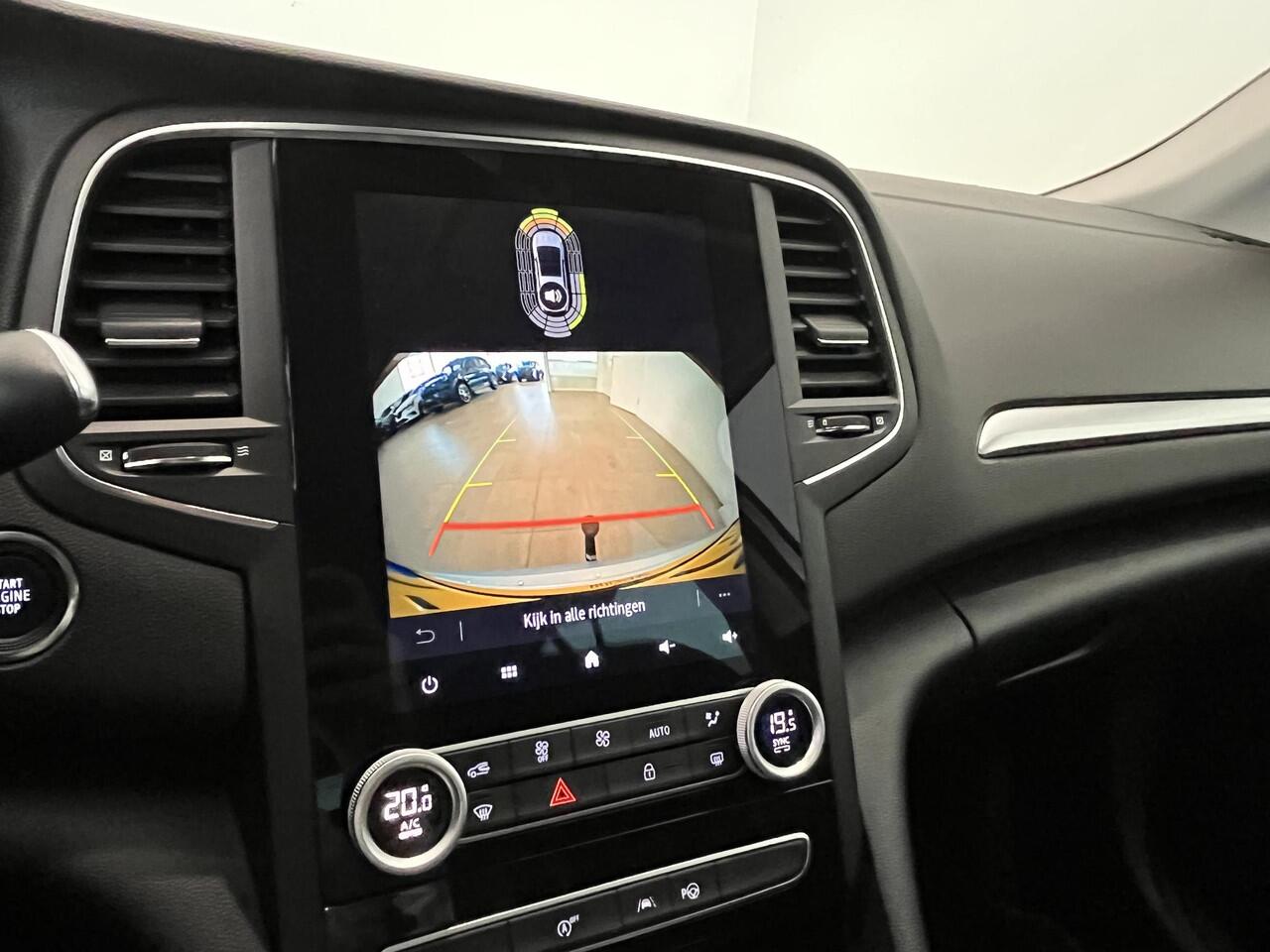 Renault MEGANE Estate 1.3 TCe 140 EDC Techno | Trekhaak 1.700 KG | All season banden | Dodehoek Detectie