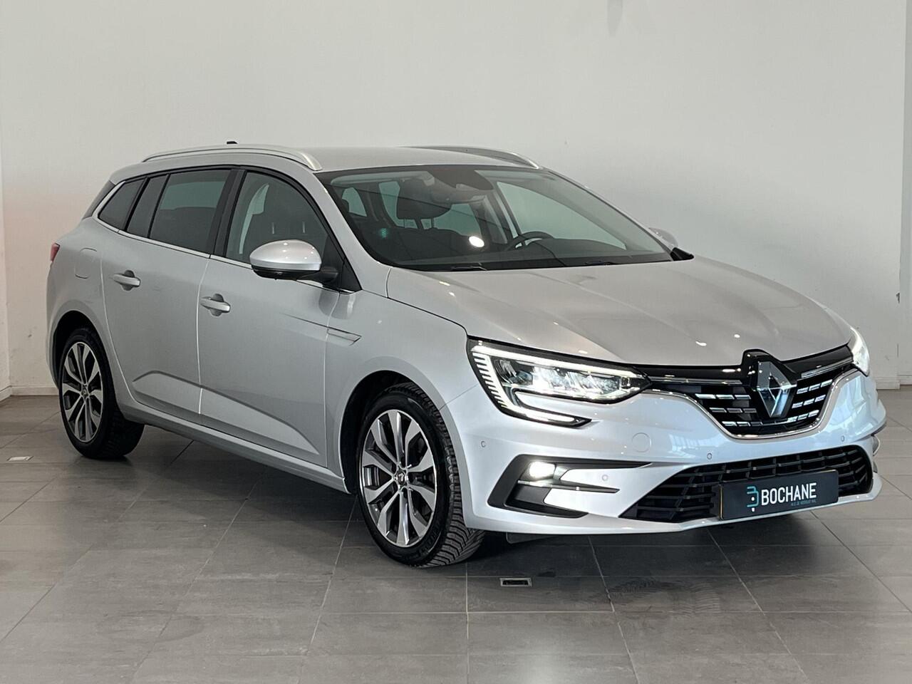Renault MEGANE Estate 1.3 TCe 140 EDC Techno | Trekhaak 1.700 KG | All season banden | Dodehoek Detectie