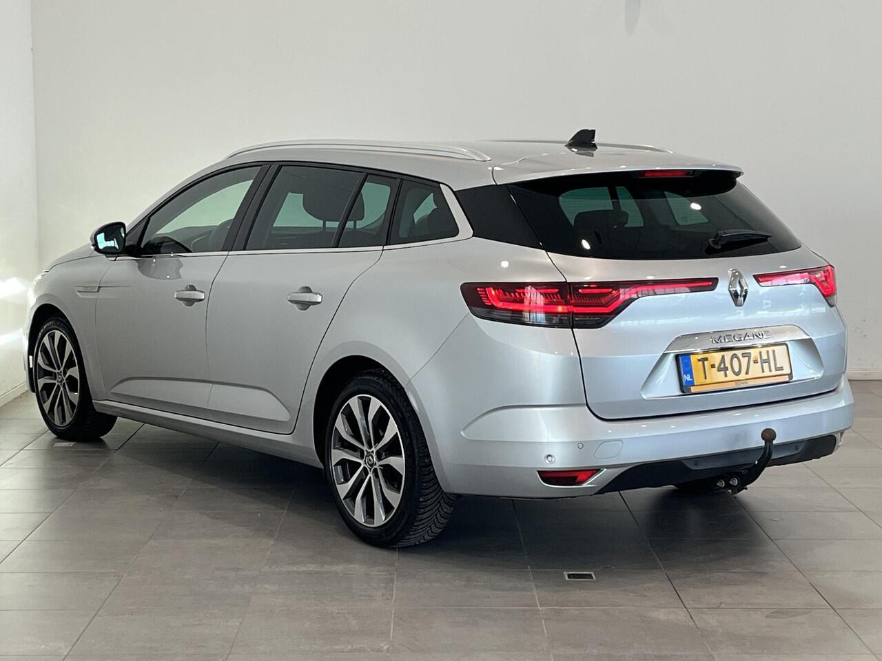 Renault MEGANE Estate 1.3 TCe 140 EDC Techno | Trekhaak 1.700 KG | All season banden | Dodehoek Detectie