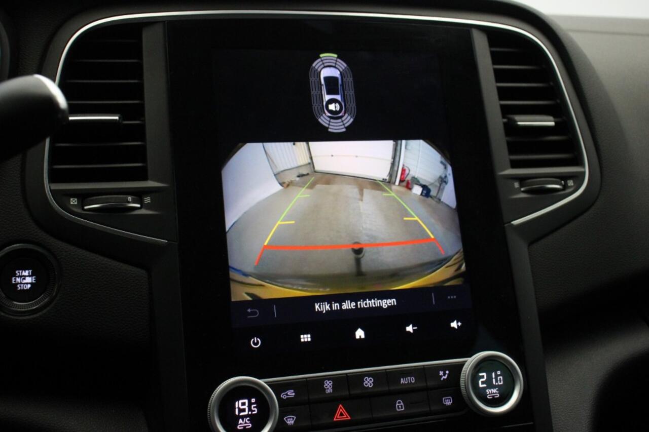 Renault MEGANE Estate 1.3 TCe 140 Techno Automaat - Digitaal Cockpit, Carplay, Camera, Half Leer, Trekhaak