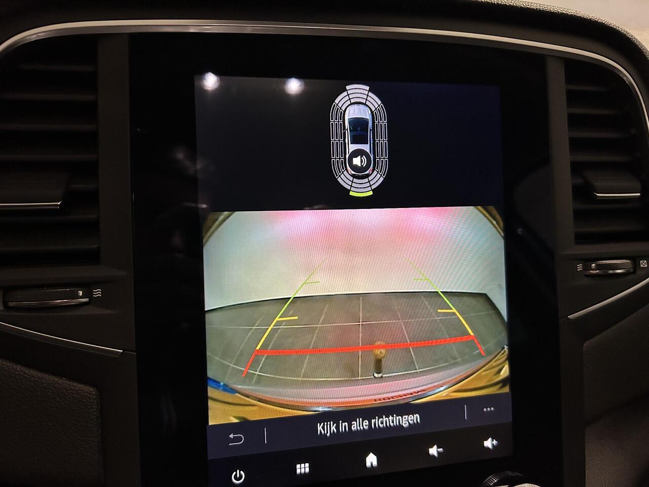 Renault MEGANE Estate 1.3 TCe 140 Techno | Navigatie | Achteruitrijcamera | Cruise control