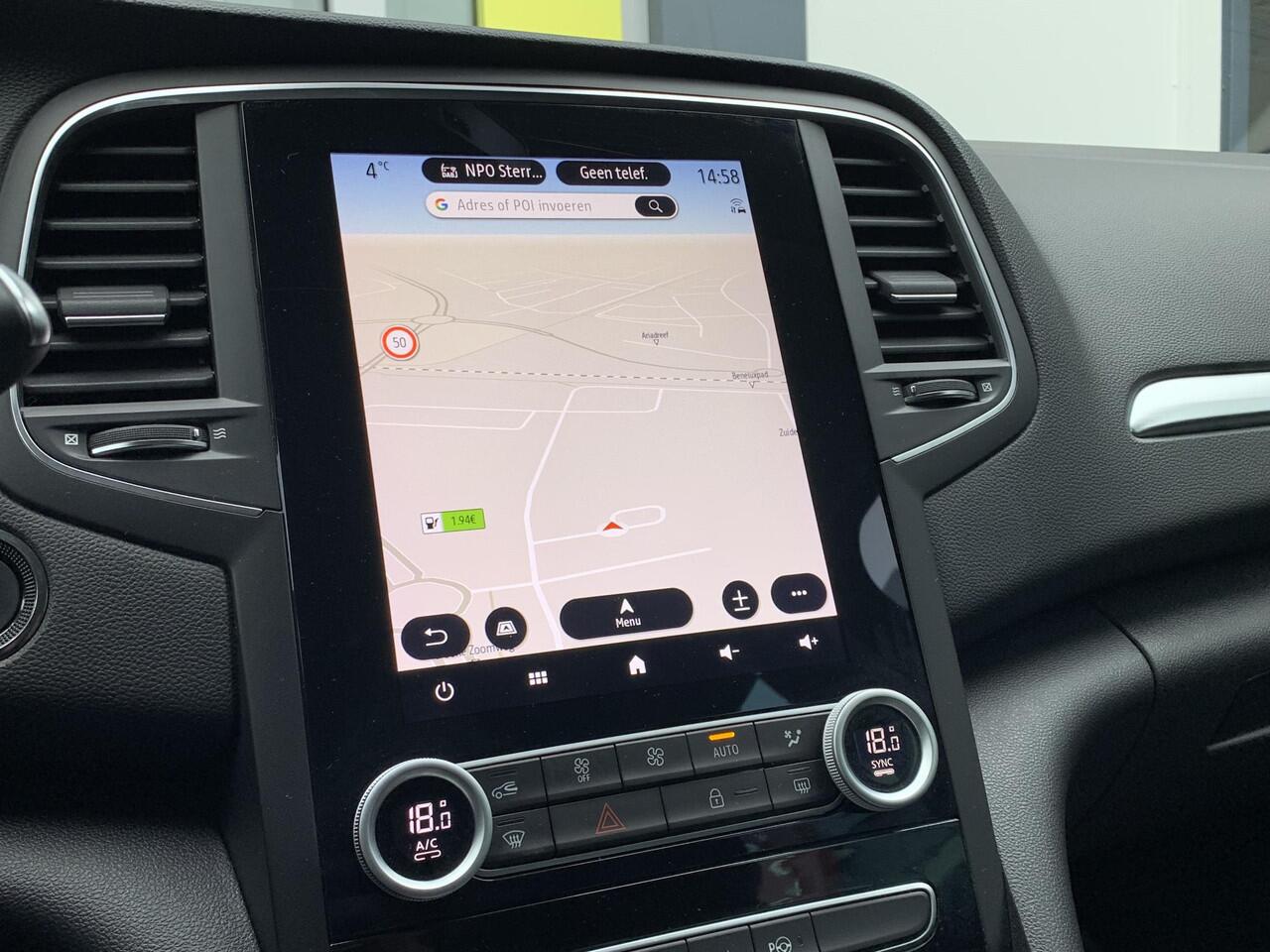 Renault MEGANE Estate 1.3 TCe 140 Techno | Trekhaak | Dodehoekdetectie | Lane assist