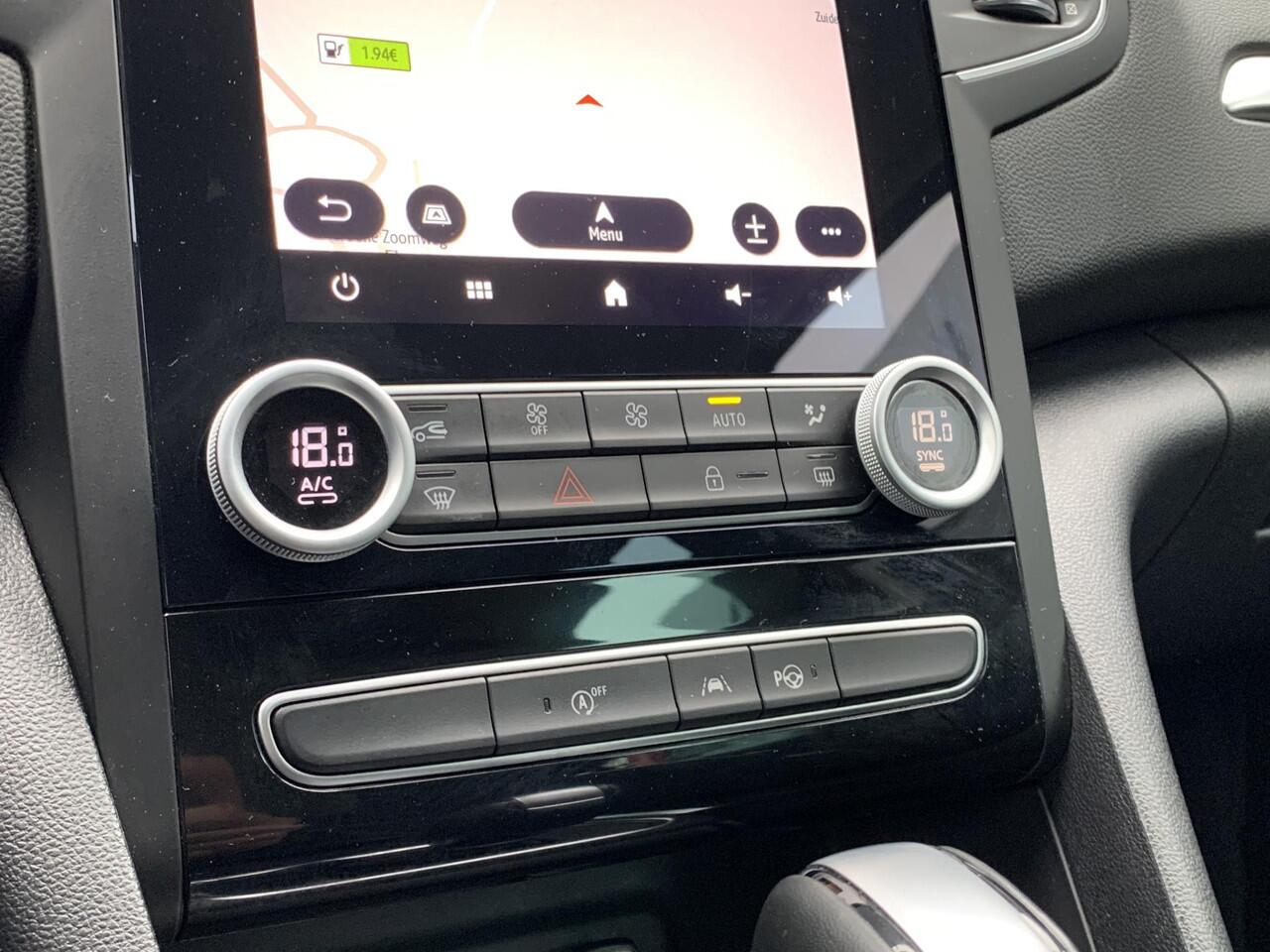 Renault MEGANE Estate 1.3 TCe 140 Techno | Trekhaak | Dodehoekdetectie | Lane assist