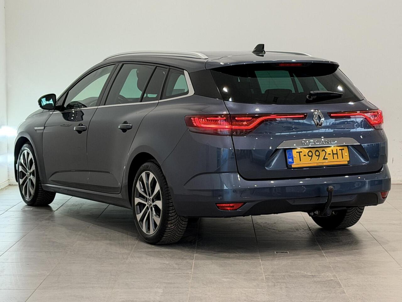 Renault MEGANE Estate 1.3 TCe 140 EDC Techno | Trekhaak 1.700 KG | All season banden | Dodehoek Detectie