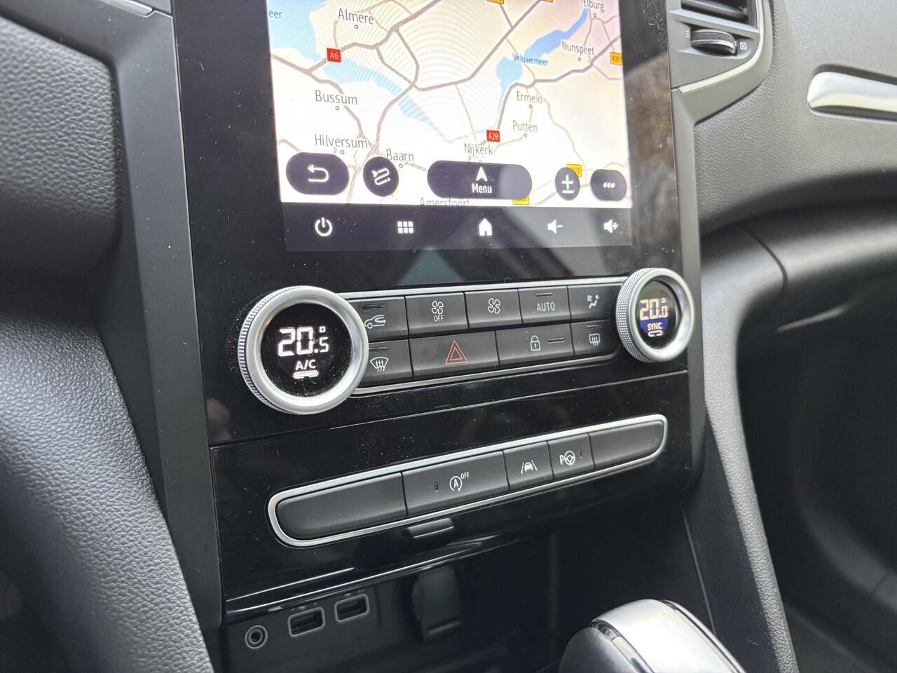 Renault MEGANE Estate 1.3 TCe 140 Techno | Trekhaak | Aanhangwagen geremd 1700 kg |