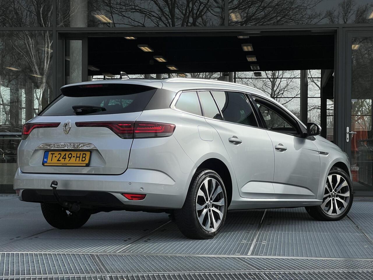 Renault MEGANE Estate 1.3 TCe 140 Techno Automaat | Trekhaak | Navigatie | Carplay