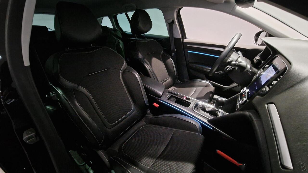 Renault MEGANE Estate 1.3 TCe 140 Techno | Navigatie | Trekhaak | Dodehoekdetectie | Camera |