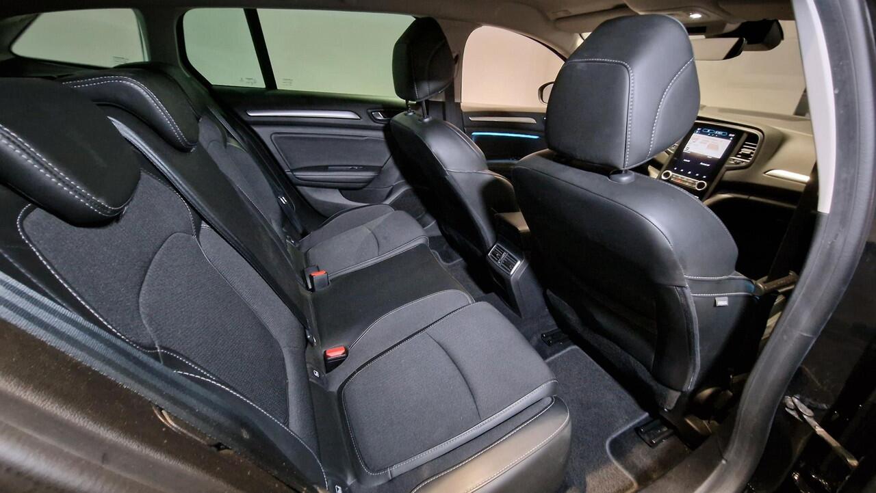 Renault MEGANE Estate 1.3 TCe 140 Techno | Navigatie | Trekhaak | Dodehoekdetectie | Camera |