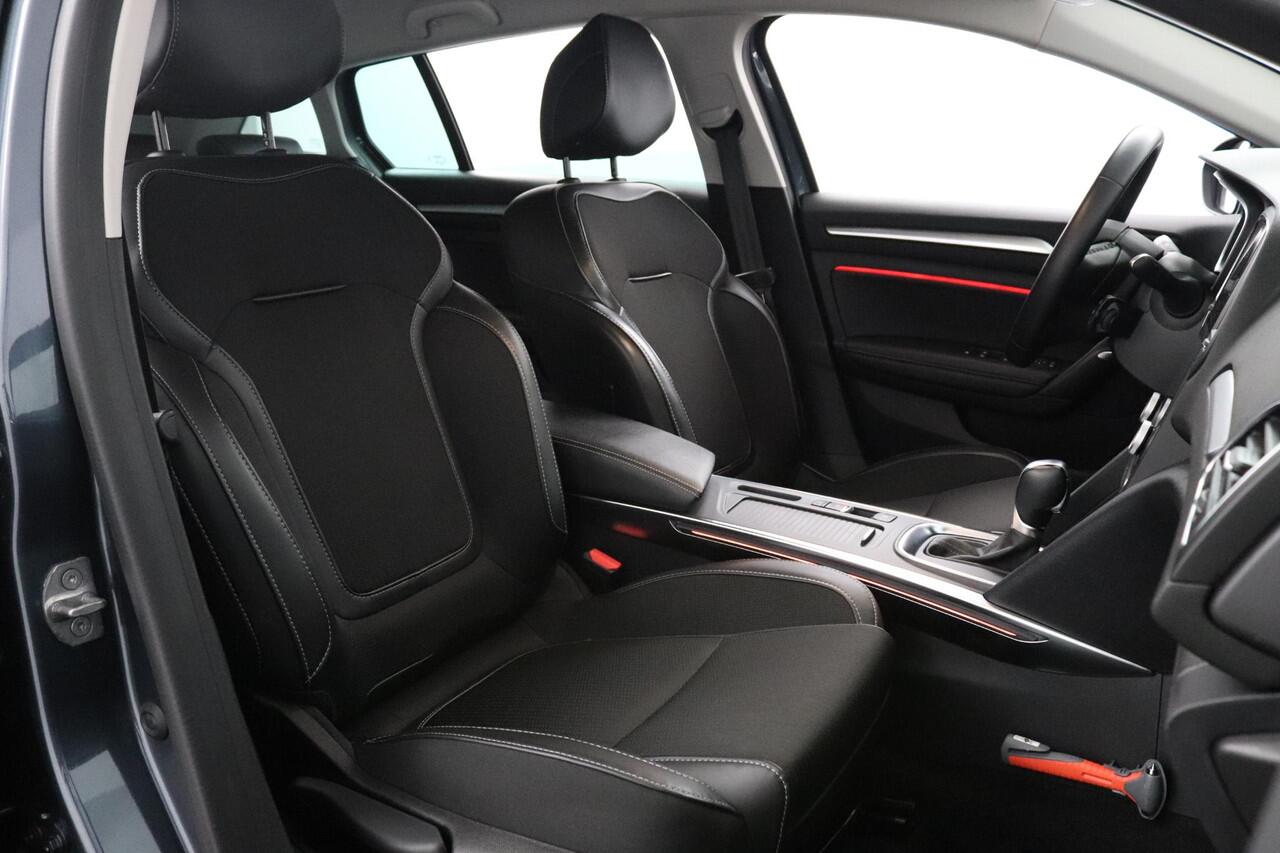 Renault MEGANE Estate 1.3 TCe 140 EDC Techno | Automaat | Trekhaak |
