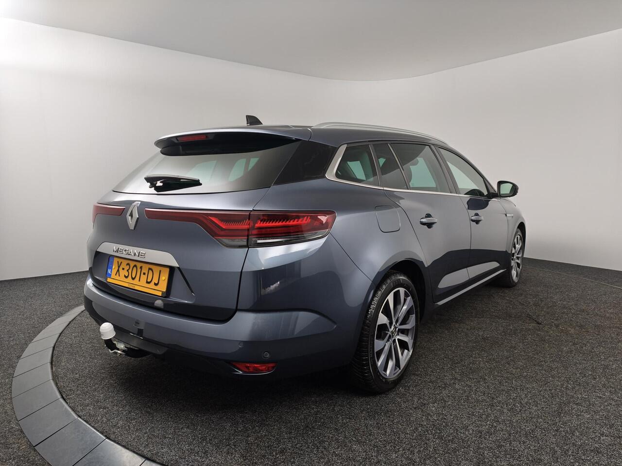 Renault MEGANE Estate 1.3 TCe 140 Techno | Automaat | Trekhaak | Navigatie | Camera | 4-Seizoenbanden