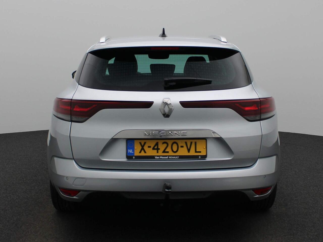 Renault MEGANE Estate 1.3 TCe 140Pk Techno | Navigatie | Apple & Android Carplay | Parkeersensoren Voor & Achter | Camera | Climate Control | Privacy Glass | Cruise Control | Keyless Entry | Trekhaak |