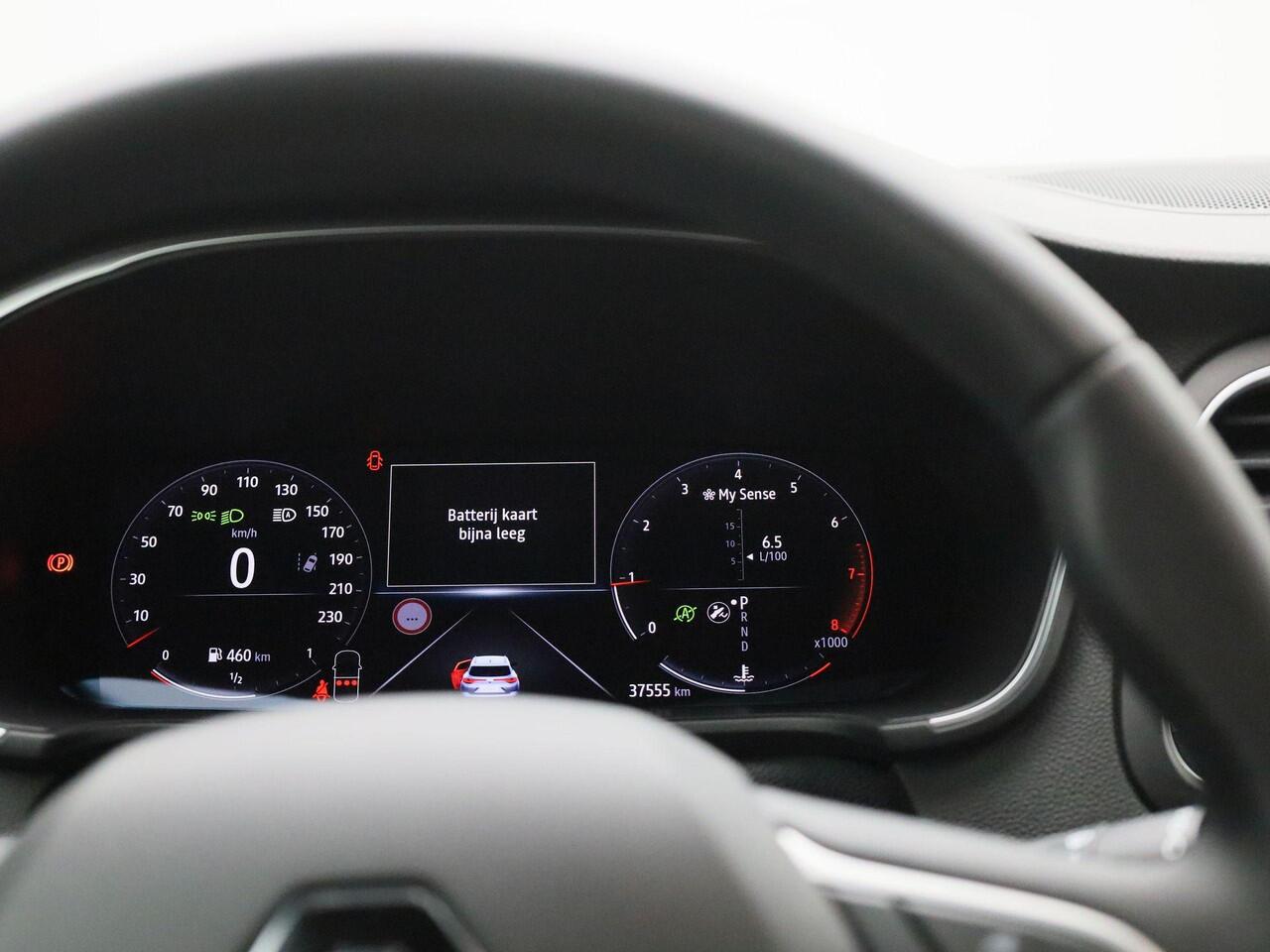Renault MEGANE Estate 1.3 TCe 140 PK Techno Navigatie | Climate Control | Cruise Control | Parkeersensoren Voor en Achter | Camera Achter | Apple Carplay & Android Auto
