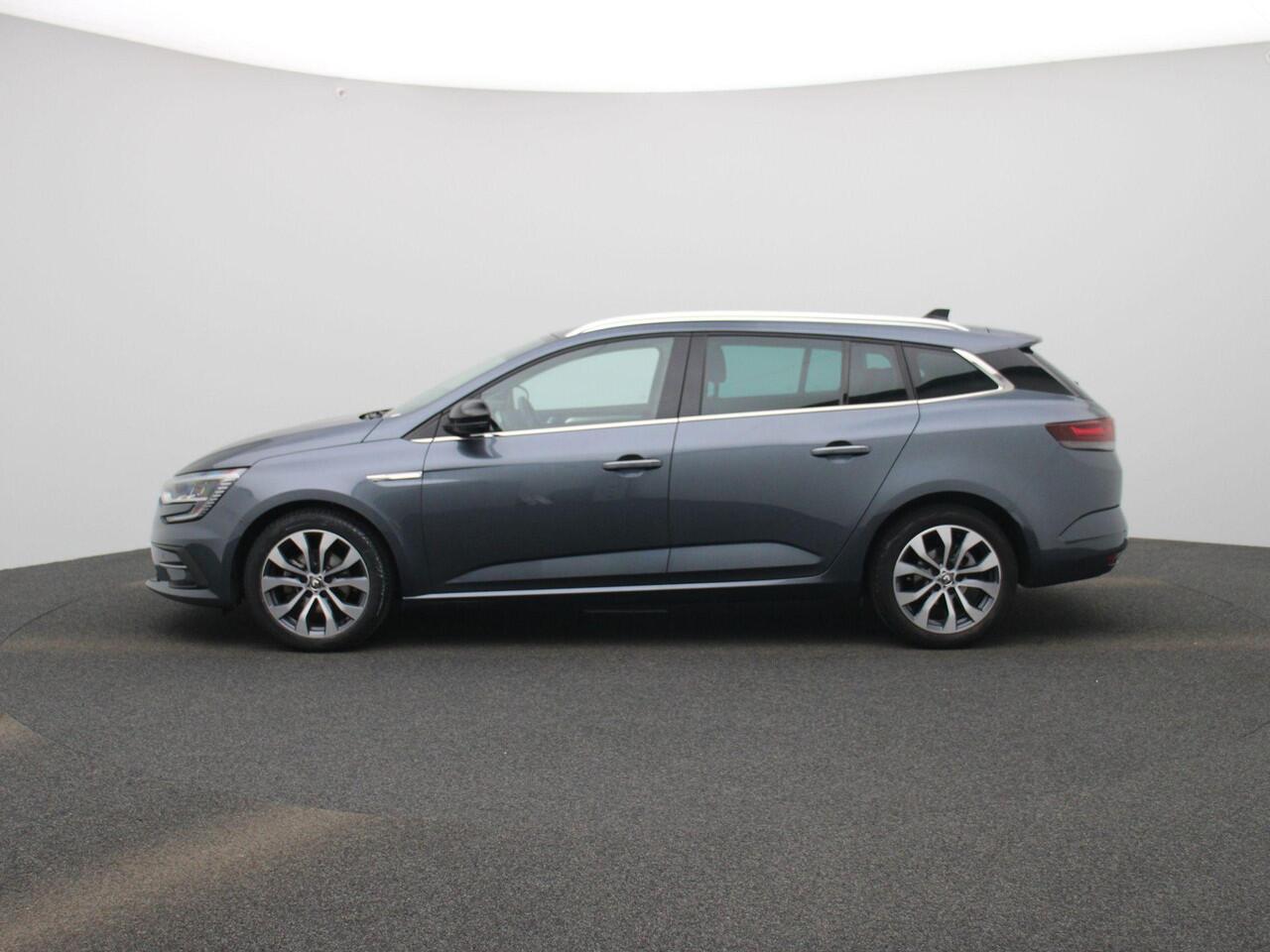 Renault MEGANE Estate 1.3 TCe 140Pk Techno | Automaat | Navigatie | Verwarmbare Voorstoelen | Apple/Android Carplay | Achteruitrijcamera & Parkeersensoren | Elektrisch Verstelbare Spiegels |