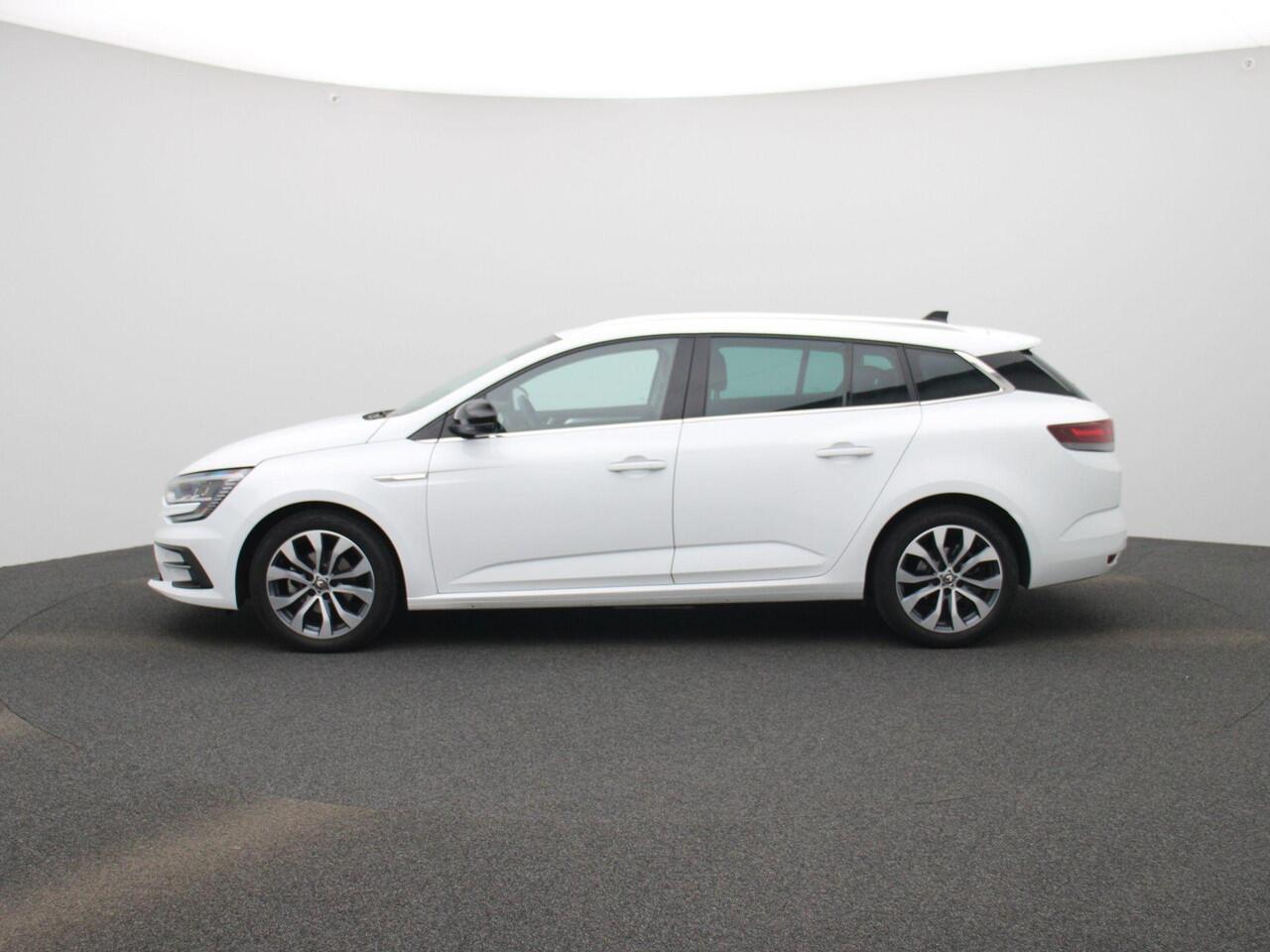 Renault MEGANE Estate 1.3 TCe 140 Techno | Stoel- & Stuurwielverwarming | 9,3" Full-Map Navigatie | Camera | PDC Voor + Achter | Climate Control | LED Pure Vision | Keyless | 17" LMV | Privacy Glass | Apple Carplay & Android Auto
