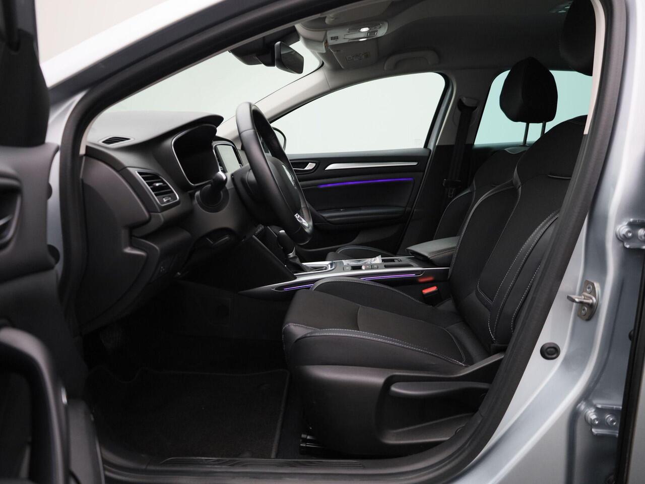 Renault MEGANE Estate 1.3 TCe 140PK Techno | Navigatie | Apple Carplay | Stoel + Stuurverwarming | Parkeersensoren & Camera | Climate Control | Virtual Cockpit | Adaptive Onderstel |