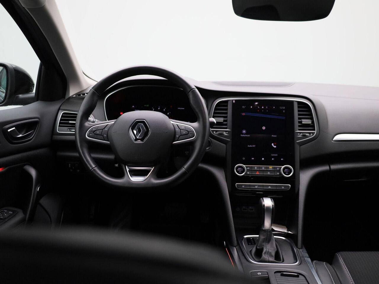 Renault MEGANE Estate 1.3 TCe 140Pk EDC Techno | Navigatie | Apple & Android Carplay | Climate Control | Parkeersensoren Voor & Achter | Camera | Stoel en Stuurverwarming | Licht en Regensensor | Privacy Glass | Cruise Control |