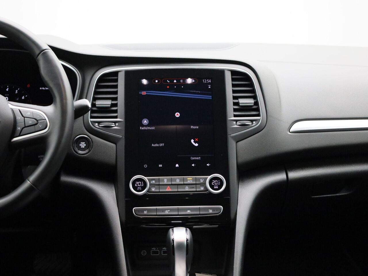 Renault MEGANE Estate 1.3 TCe 140Pk EDC Techno | Navigatie | Apple & Android Carplay | Climate Control | Parkeersensoren Voor & Achter | Camera | Stoel en Stuurverwarming | Licht en Regensensor | Privacy Glass | Cruise Control |