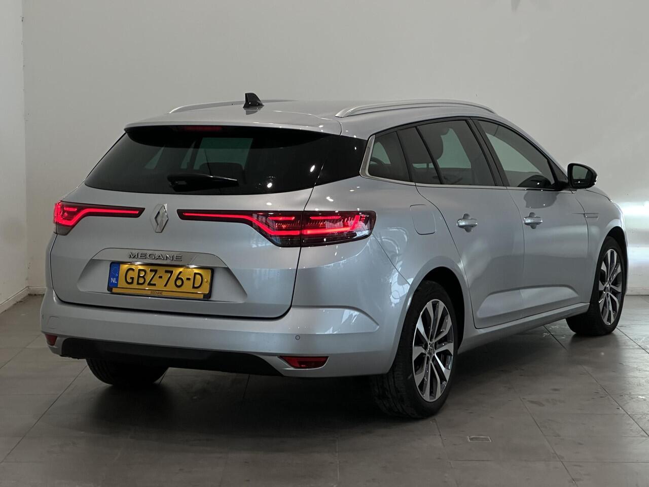 Renault MEGANE Estate 1.3 TCe 140 EDC Techno | Stoel- en stuurverwarming | Apple Carplay/Android Auto