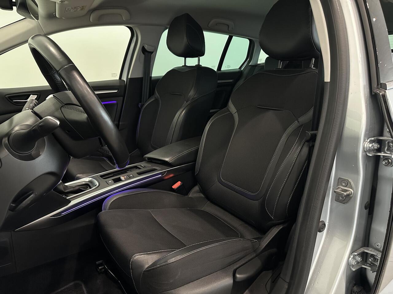 Renault MEGANE Estate 1.3 TCe 140 EDC Techno | Stoel- en stuurverwarming | Apple Carplay/Android Auto