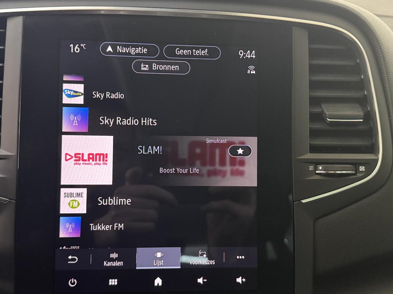 Renault MEGANE Estate 1.3 TCe 140 Techno | Navigatie | Achteruitrijcamera | Stoel + stuurverwarming | Cruise Control |