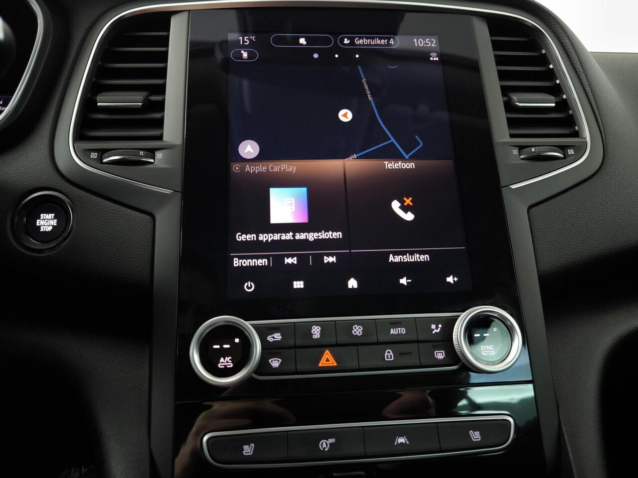 Renault MEGANE Estate 1.3 TCe 140 Techno | Camera | All season | Trekhaak | Navigatie | LED verlichting | Stuur & stoelverwarming |