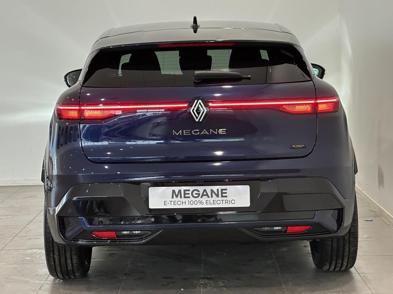 Renault MEGANE E-Tech Techno 220 Comfort Range 60 kWh | Pack Winter | Pack Advanced Drive Assist | Van: ¤ 43.059,- nu rijklaar voor: ¤ 39.445,-