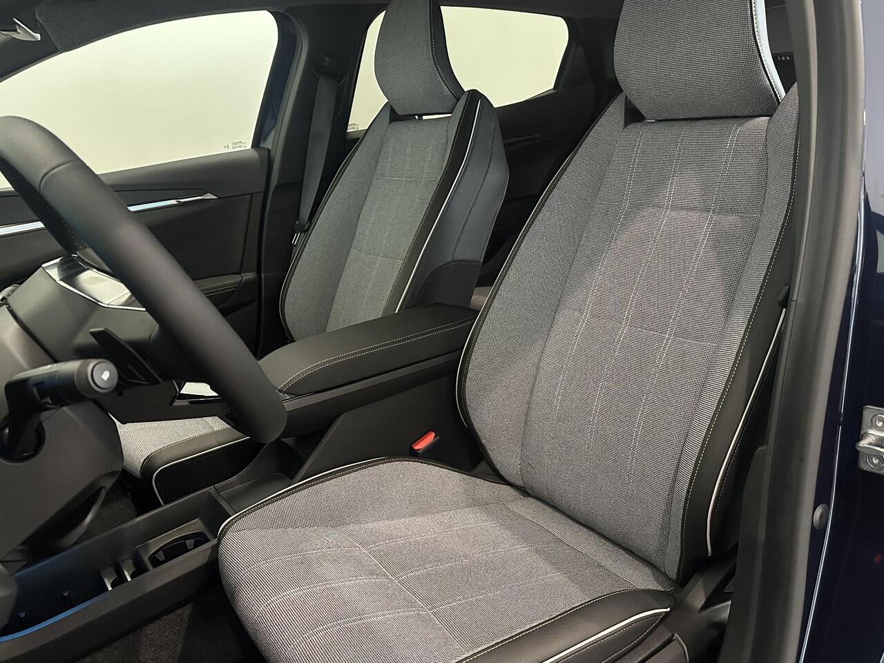 Renault MEGANE E-Tech Techno 220 Comfort Range 60 kWh | Pack Winter | Pack Advanced Drive Assist | Van: ¤ 43.059,- nu rijklaar voor: ¤ 39.445,-