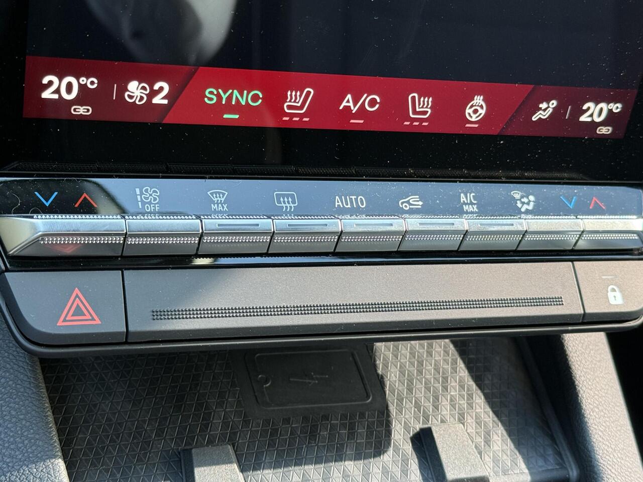 Renault MEGANE E-Tech comfort range techno 60 kWh | Camera | Winterpack | Harman & Kardon | Digitale Binnenspiegel