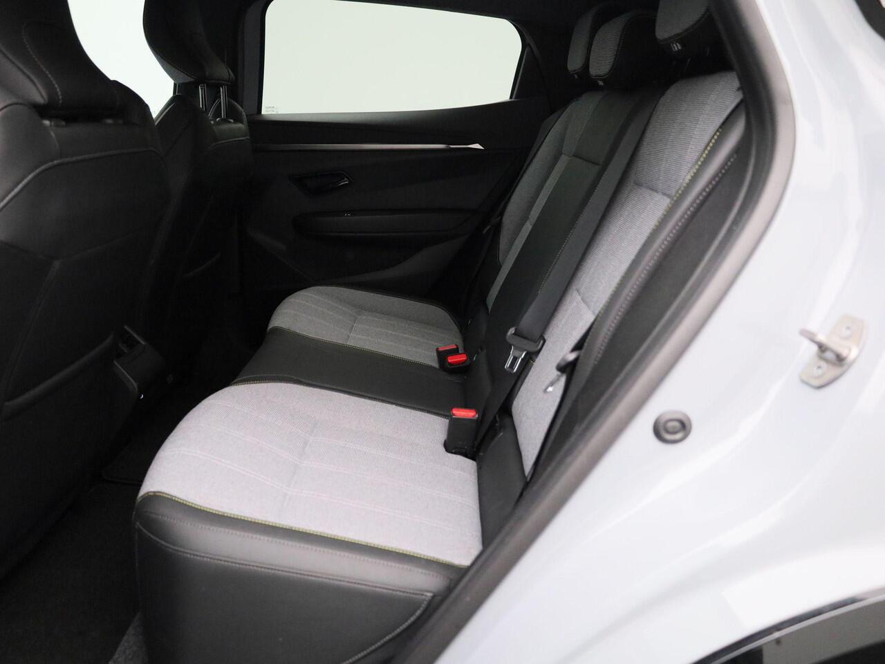 Renault MEGANE E-Tech comfort range techno 60 kWh | Pack Augmented Vision & Advanced Driving Assist | Pack Winter | 20" LMV 'Soren' | Draadloze Smartphonelader | LED Pure Vision | Android Automotive | Keyless