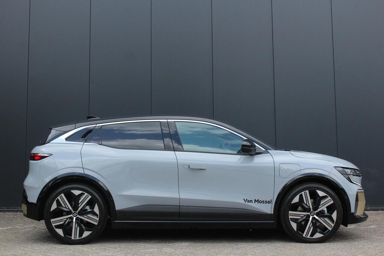 Renault MEGANE E-Tech EV60 Optimum Charge Iconic | Google Navigatie | Apple & Android Carplay | Parkeersensoren Voor & Achter | 360 Camera | Adaptieve Cruise Control | Privacy Glass | Lederen Bekleding | Keyless Entry |