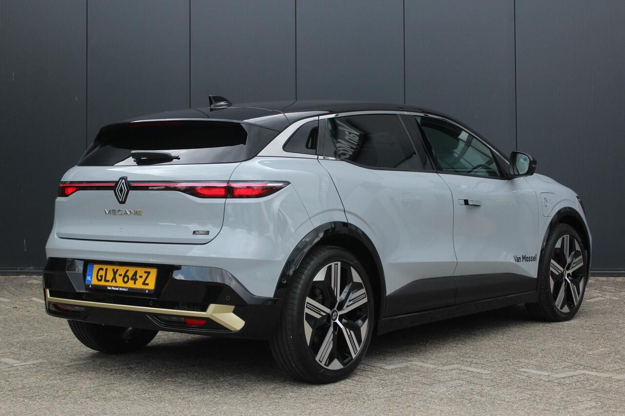 Renault MEGANE E-Tech EV60 Optimum Charge Iconic | Google Navigatie | Apple & Android Carplay | Parkeersensoren Voor & Achter | 360 Camera | Adaptieve Cruise Control | Privacy Glass | Lederen Bekleding | Keyless Entry |