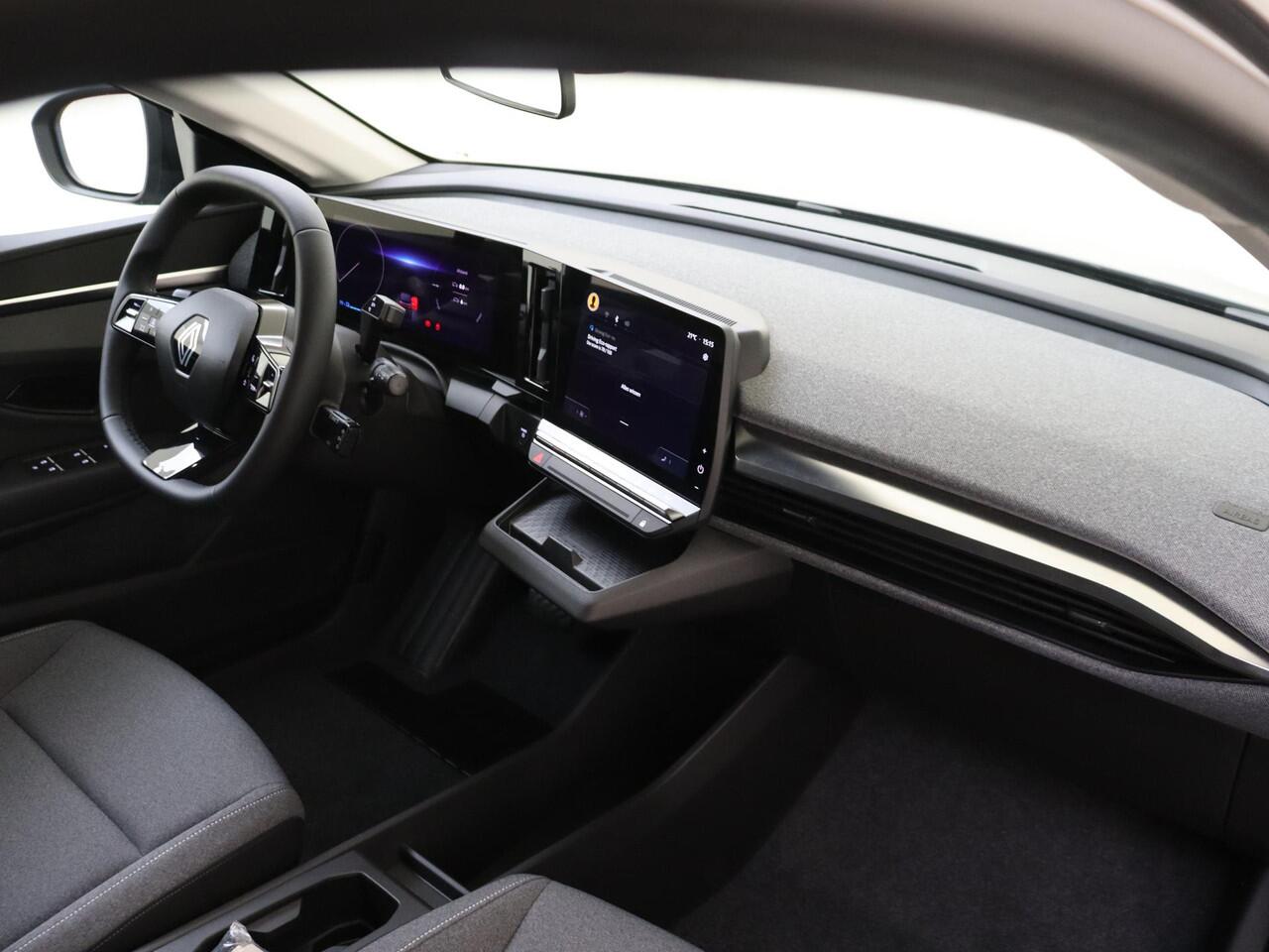 Renault MEGANE E-Tech EV60 Optimum Charge Equilibre 220PK | NIEUW | Achteruitrijcamera | Parkeersensoren Achter | AppleCarplay & AndroidAuto | Lane Assist | Bluetooth | Lichtmetalen Velgen | Led Verlichting |