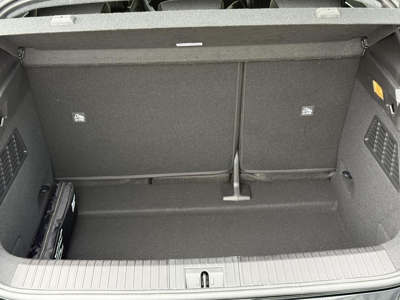 Renault MEGANE E-Tech comfort range techno 60 kWh | 360° Camera | Winterpack | Harman & Kardon | Digitale Binnenspiegel