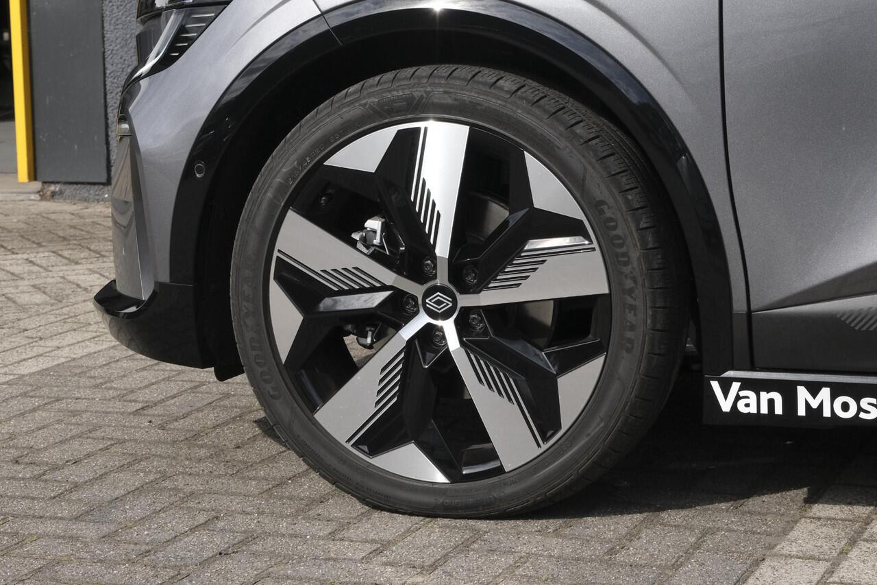 Renault MEGANE E-Tech Comfort Range Techno 60 kWh 220PK | Google Navigatie | Stoel- en Stuurverwarming | Adaptieve Cruise Control | 20'' Inch Lichtmetalen Velgen | Apple CarPlay & Android Auto